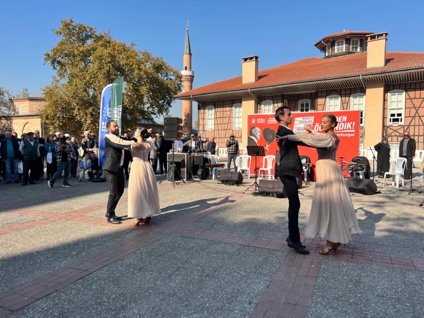 Bursa’nın her yerinde Cumhuriyet Bayramı coşkusu