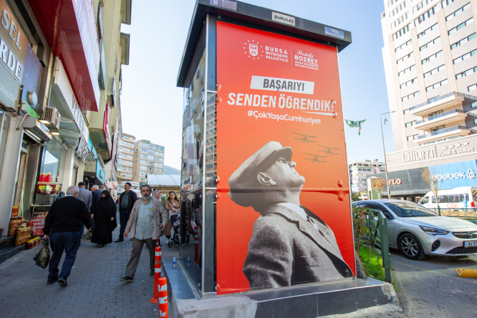 Bursa Büyükşehir Belediyesi'nden Cumhuriyet Bayramı Kutlamaları