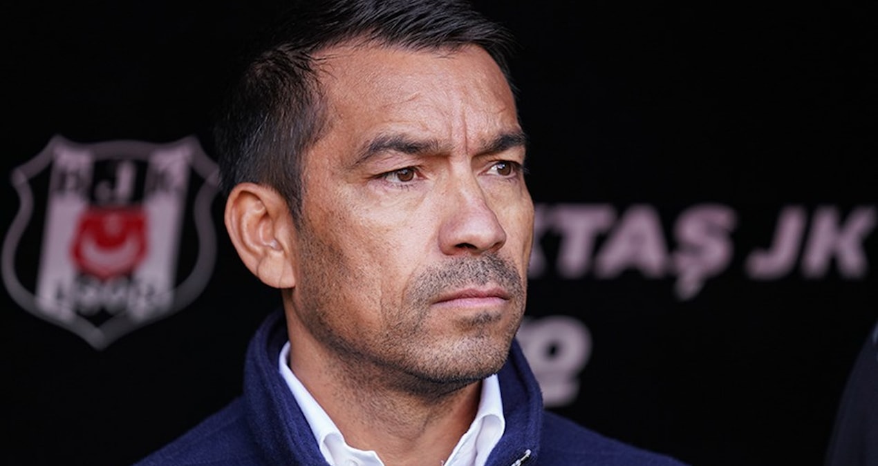 Beşiktaş’ta van Bronckhorst için fesih görüşmesi…