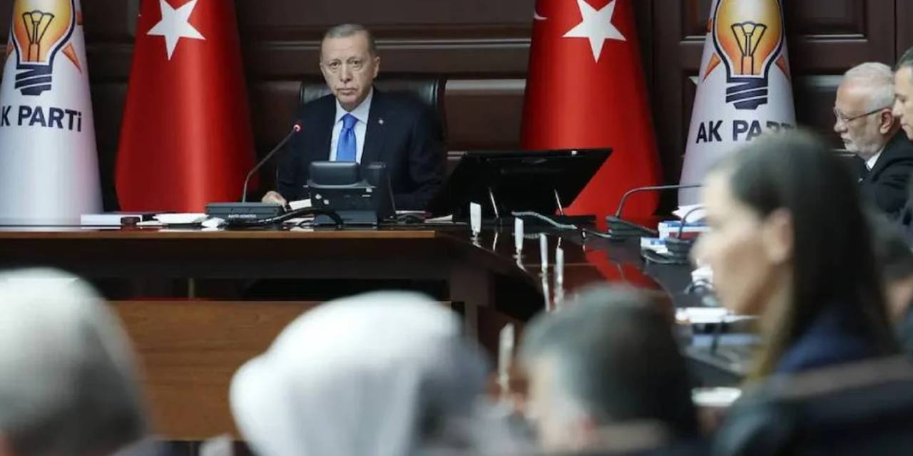 Erdoğan Kabineyi hallaç pamuğu gibi dağıtacak