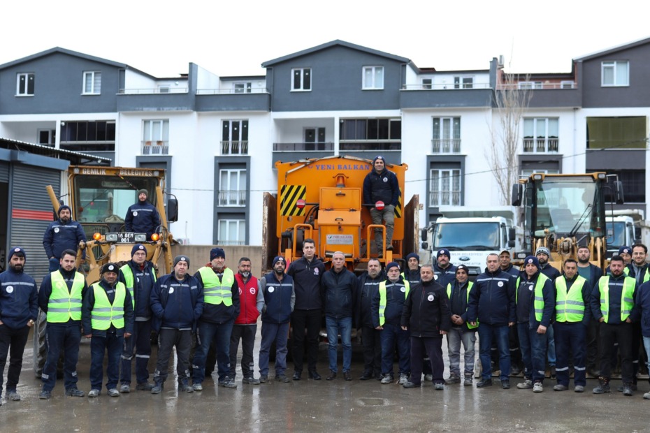 Gemlik Belediyesi Kar Yağışına Karşı Teyakkuzda