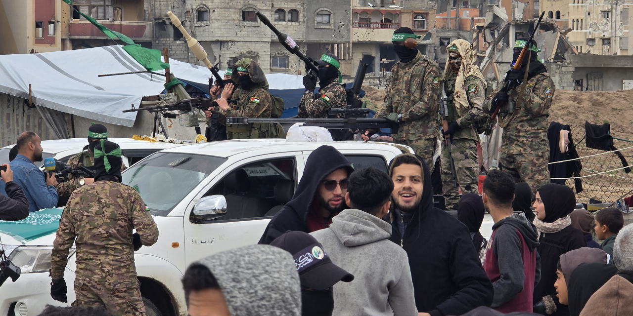 Hamas İsrail’e 2 rehineyi daha teslim etti