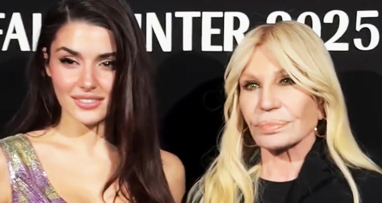 Hande Erçel, dünyaca ünlü modacı Donatella Versace ile aynı karede